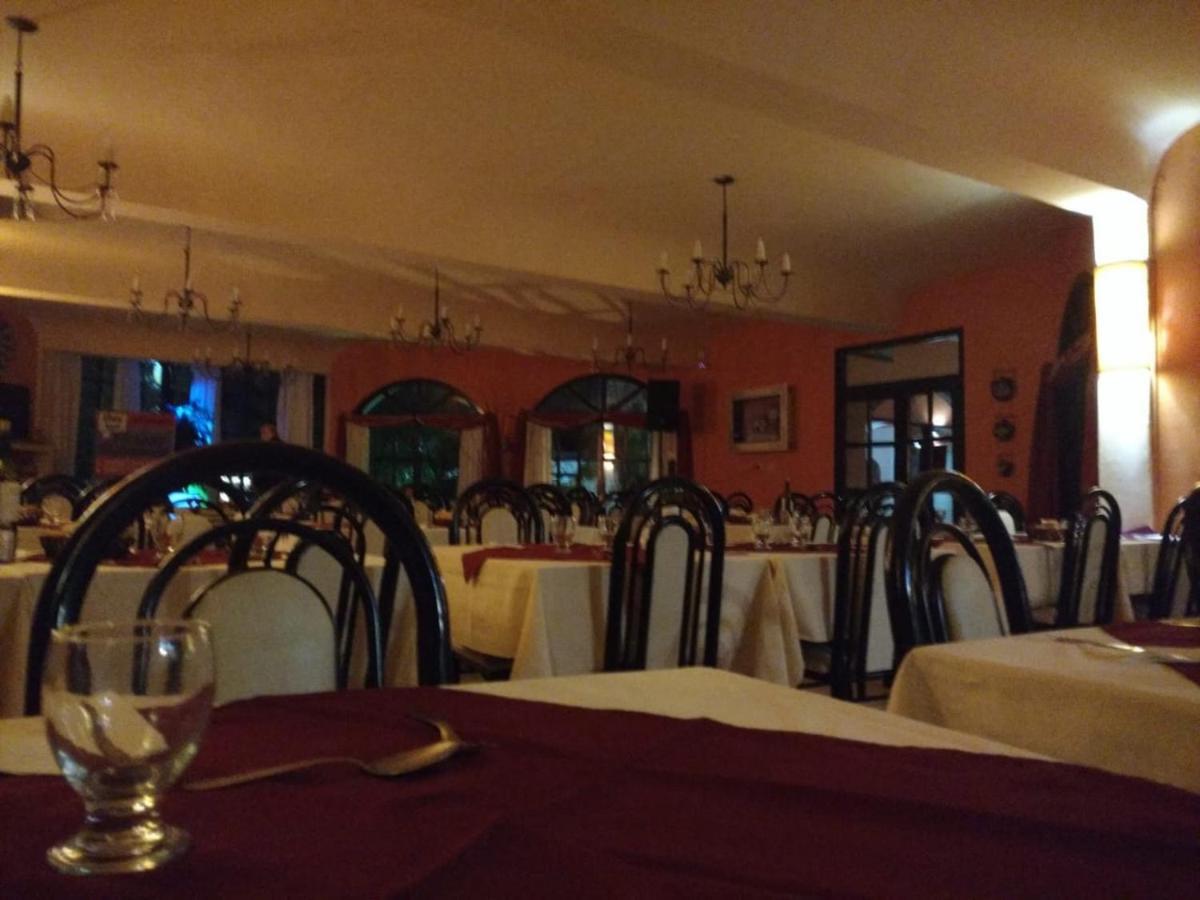 Hotel De La Cascada Термас-де-Ріо-Ондо Екстер'єр фото